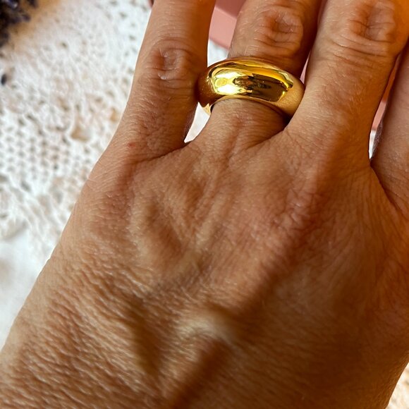 18K Gold Plated Dome Ring Size 6 Oma The Label The Haddy Ring - Picture 11 of 12